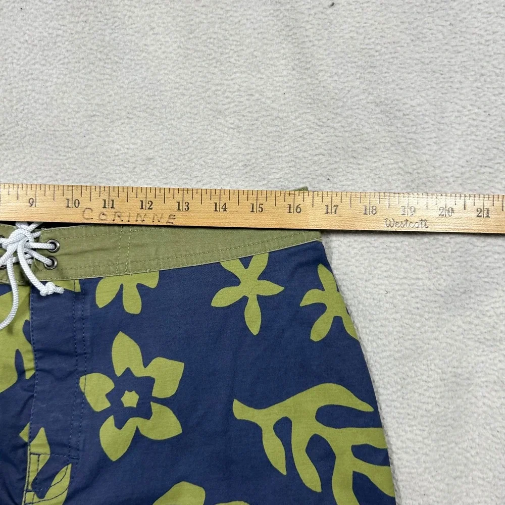 Kanvas by Katin Board Shorts Mens 32 Navy Blue Green Floral Tropical Heritage